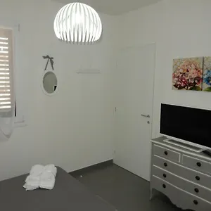 Apartment Acasamia Sulla Laguna, SantʼAntìoco